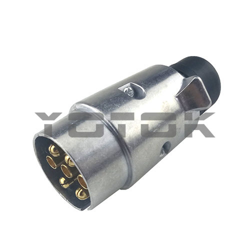 YT02B-A:7P/12V PLUG ISO1724