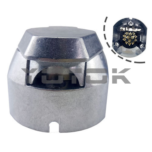 YT01A-FA:13P/12V SOCKET ISO11446