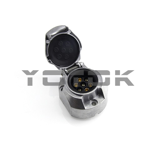 YT02A-A:7P/12V SOCKET ISO1724