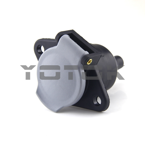 YT03AS:7P/24V SOCKET ISO3731
