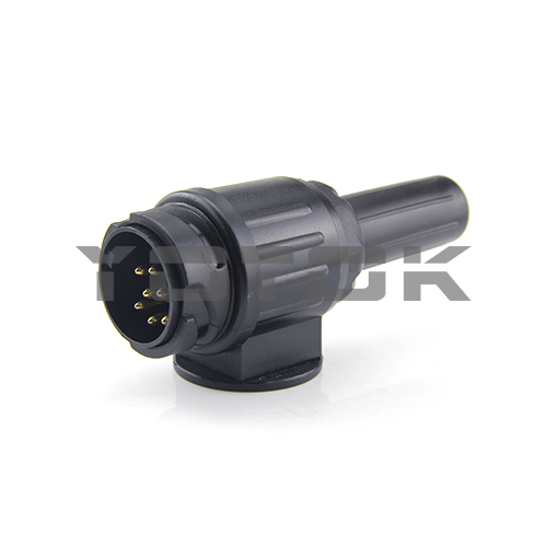 YT01B-8:13PIN(8PIN)/12V PLUG ISO11446 